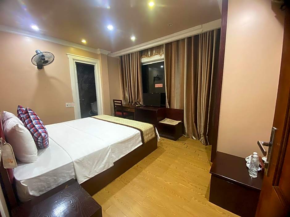 Hồng Kỳ Boutique Hotel