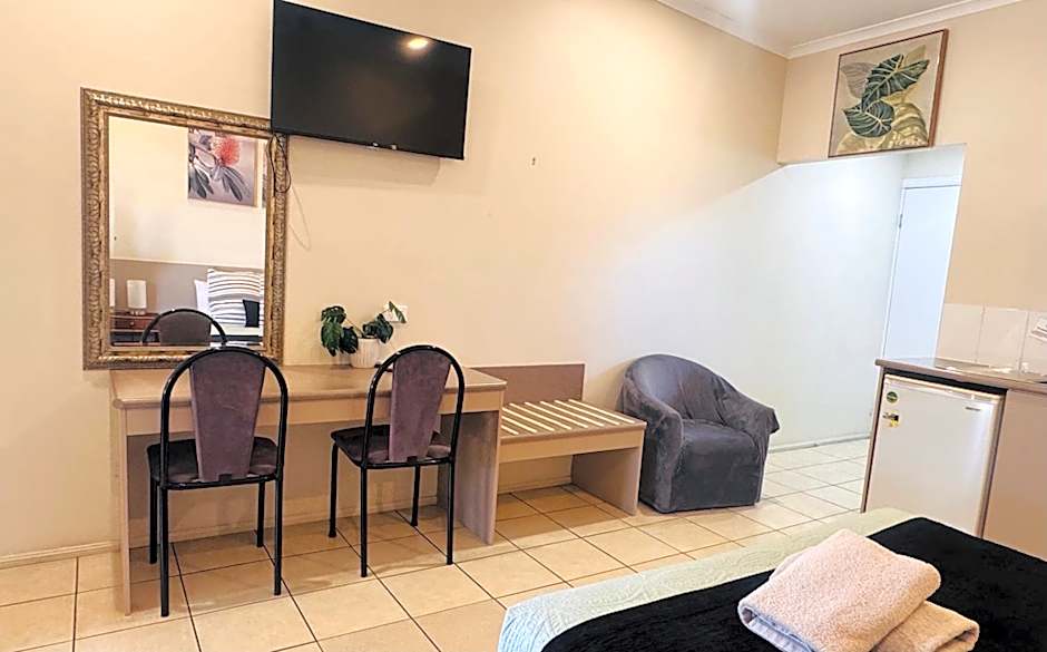 Charters Towers Motel