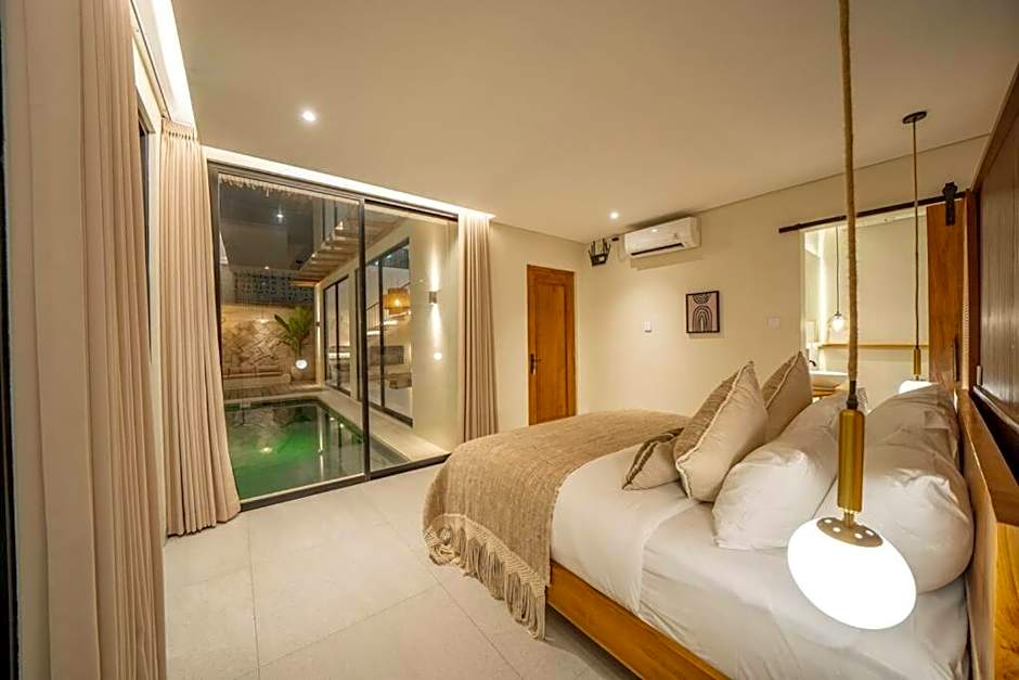 Brandnew tropical 3BR Villa with pool in Seminyak