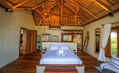 Double Room with Pool View