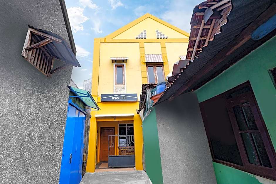 OYO Life 2867 Kos Kuning