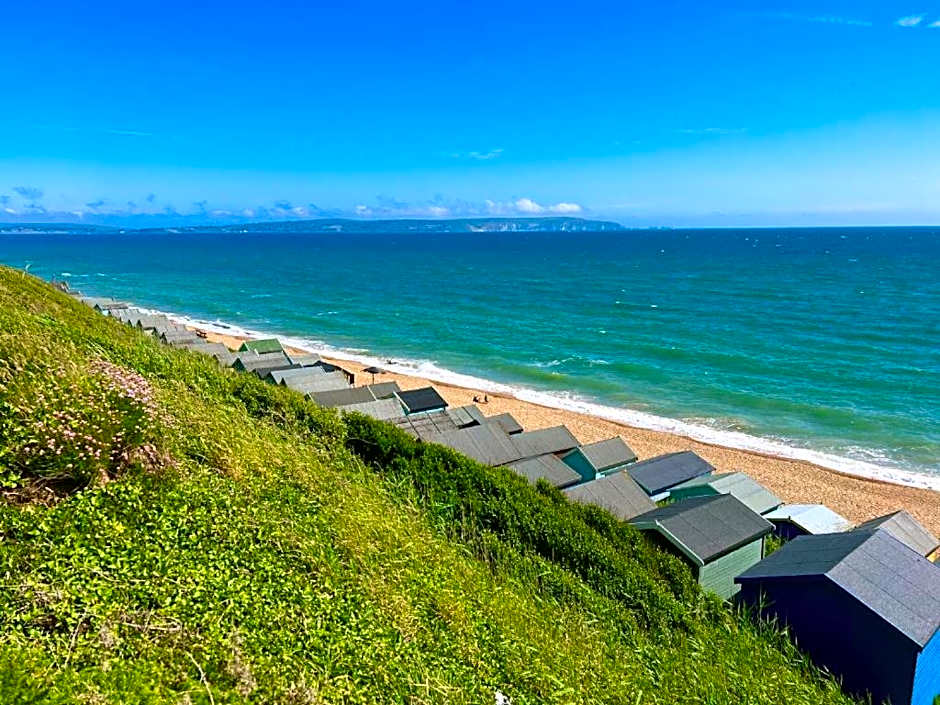 Premium Holiday Home in The New Forest at Hoburne Bashley - Leisure Passes Available to Purchase