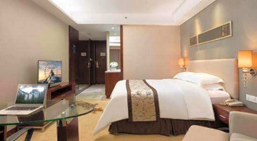 Leisure Hotel