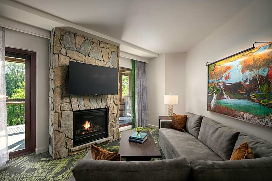 Grand Bohemian Lodge Greenville, Autograph Collection