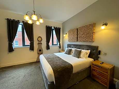 Super King with Spa bath