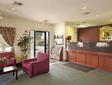Super 8 by Wyndham Houston/I-10/Federal Road