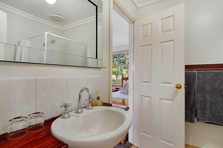 Shambhala Guesthouse