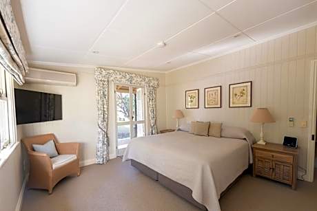 King Room - Disability Access