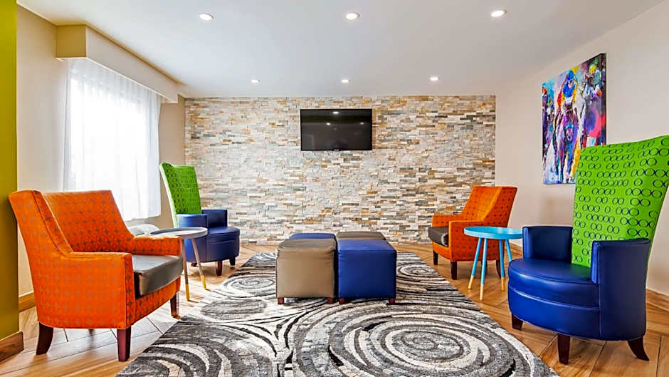 Photo 1 of 24 of SureStay Hotel by Best Western Florence