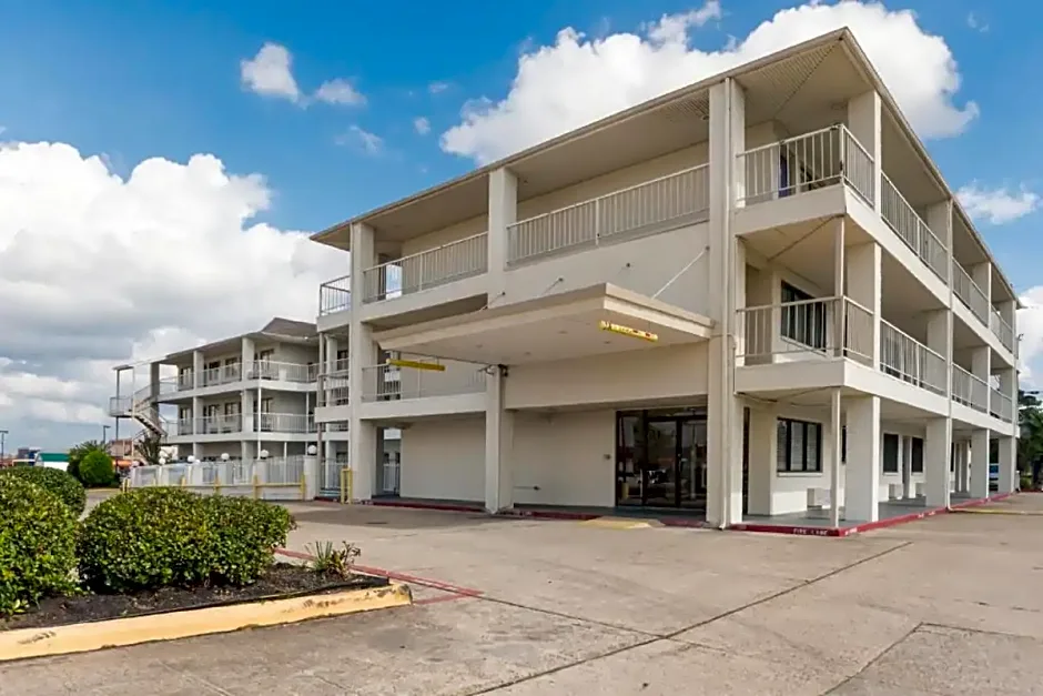 Americas Best Value Inn & Suites Humble