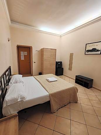 Standard Double Room with Shared Bathroom