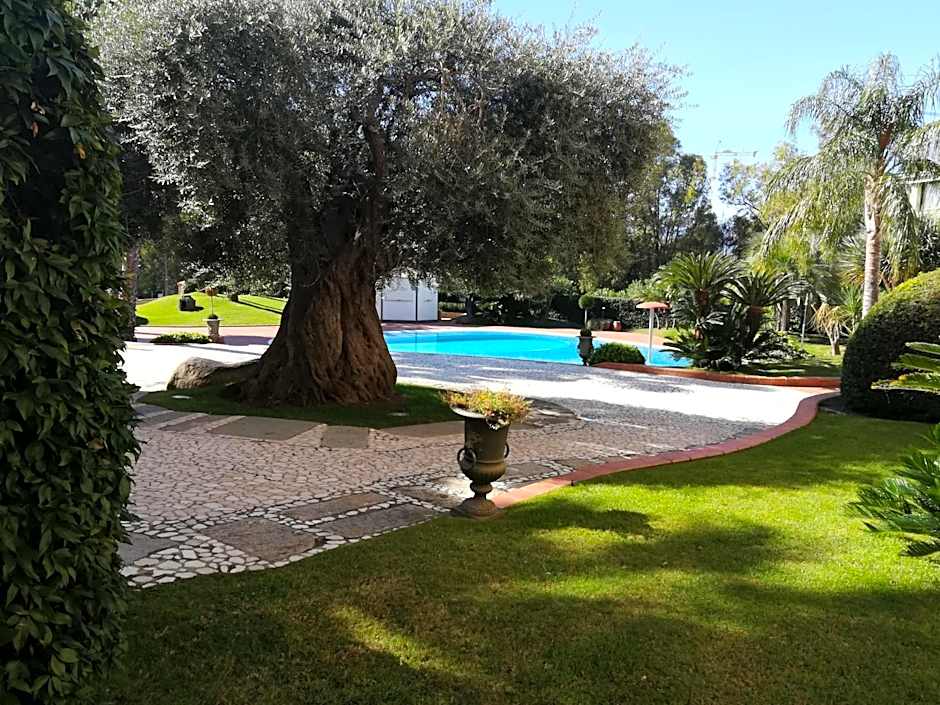 Hotel Arbatasar