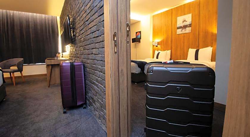 Monarch Hotel Amman
