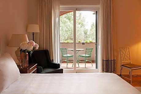 Junior Suite with Garden View