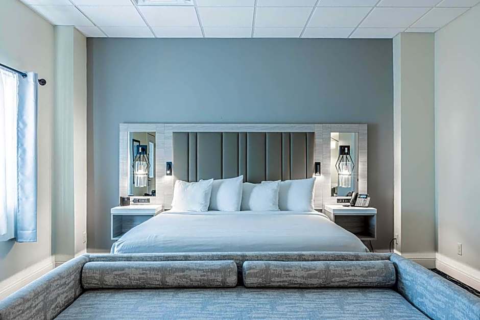 Inn on the Square, an Ascend Collection Hotel
