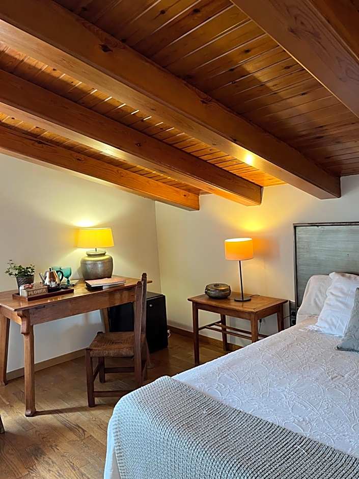 Hostal de la Plaça - Hotel Boutique