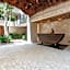Luxe Jungle Apt 10min To Beach Hot Tub King