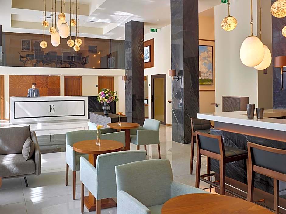 EST Grand Hotel Savoy