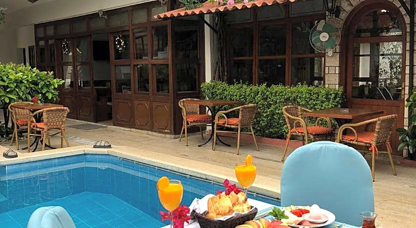 Hotel Karyatit Kaleici