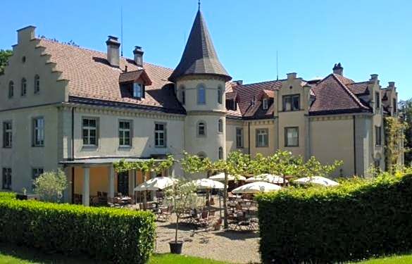 Schloss Brunnegg