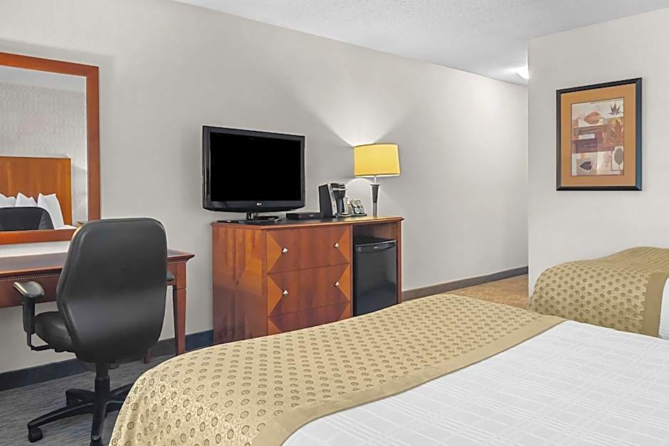 Best Western Plus Langley Inn