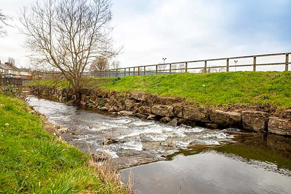 Tiverton Hotel Lounge & Venue