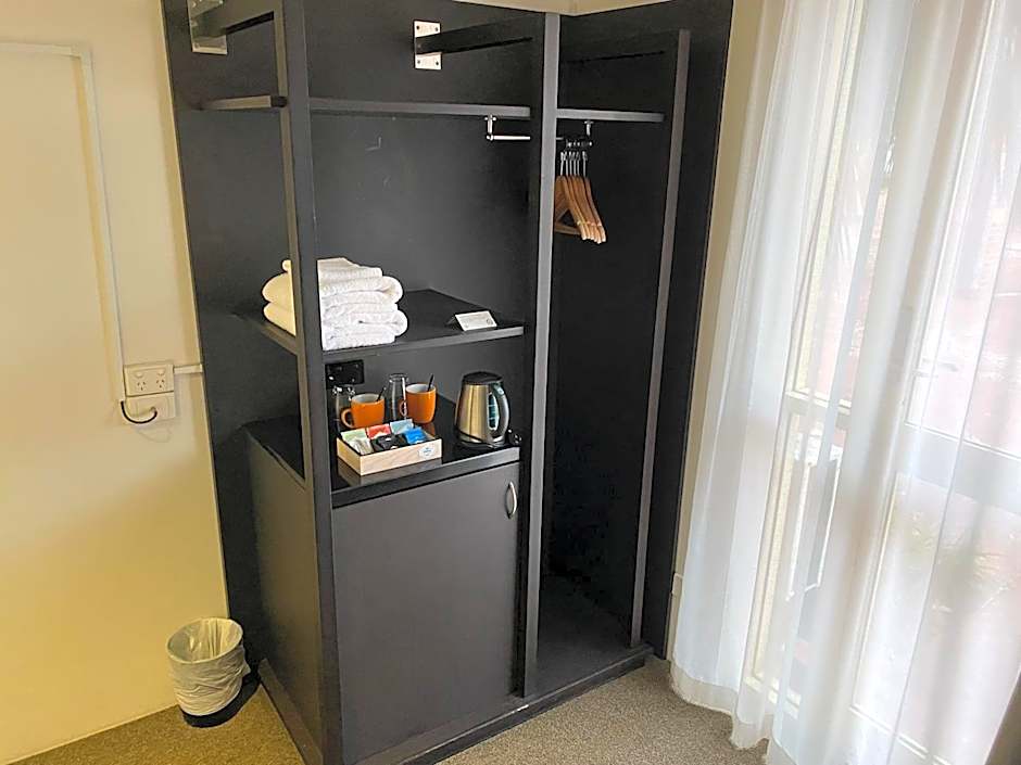 CKS Sydney Airport Hotel