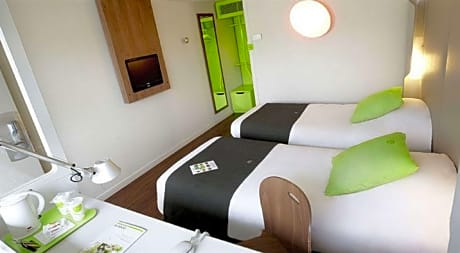 Pop Room With A Double Bed