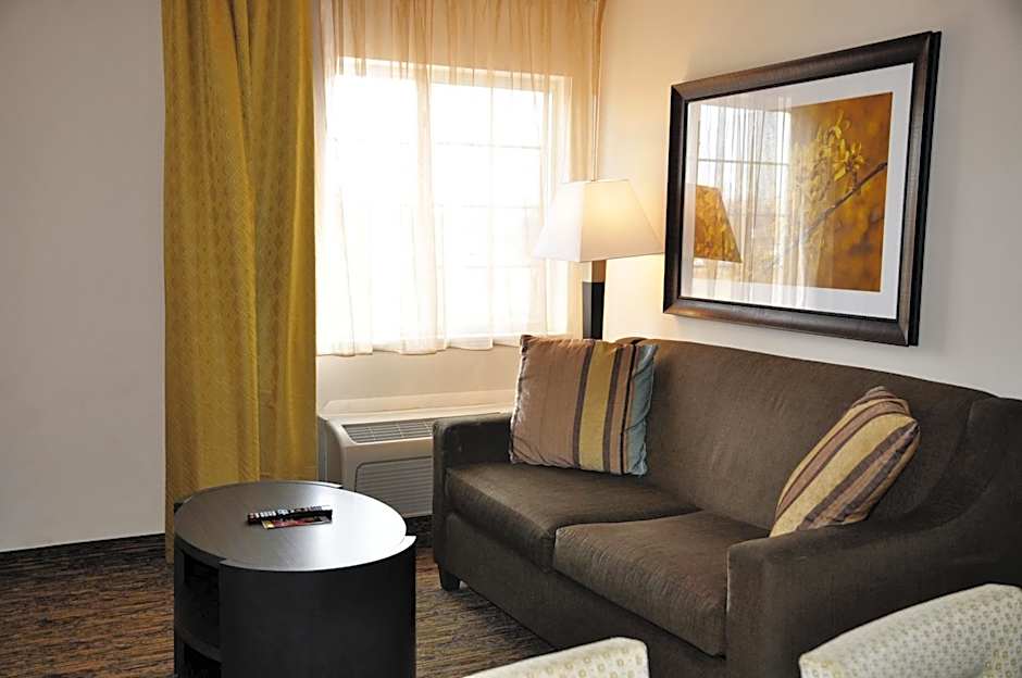 Candlewood Suites Sterling By IHG