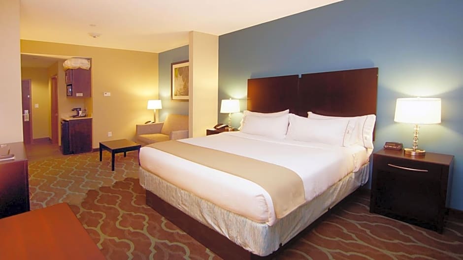 Holiday Inn Express Hotels & Suites Cuero