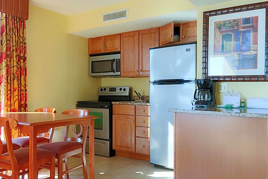 Schooner II Beach and Racquet Club