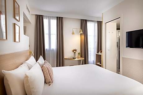 Double Room - Large Bed