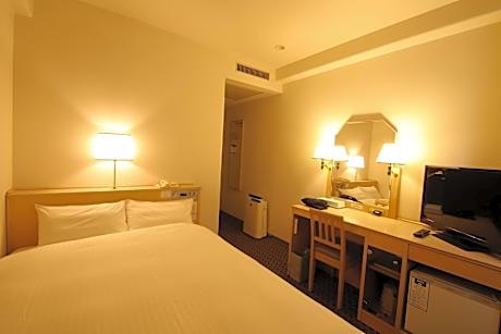 Double Room with Small Double Bed - Smoking