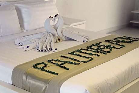 Palm Beach Resort Half Moon