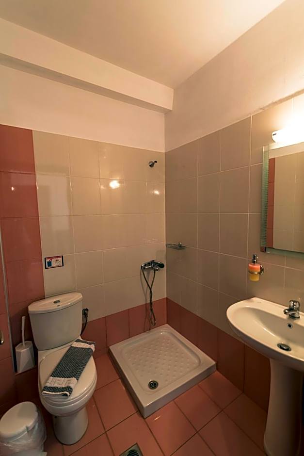 Zeus Apartments