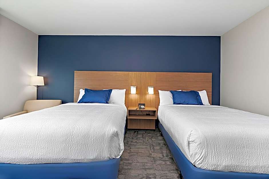 Holiday Inn Express Kansas City North Parkville By IHG