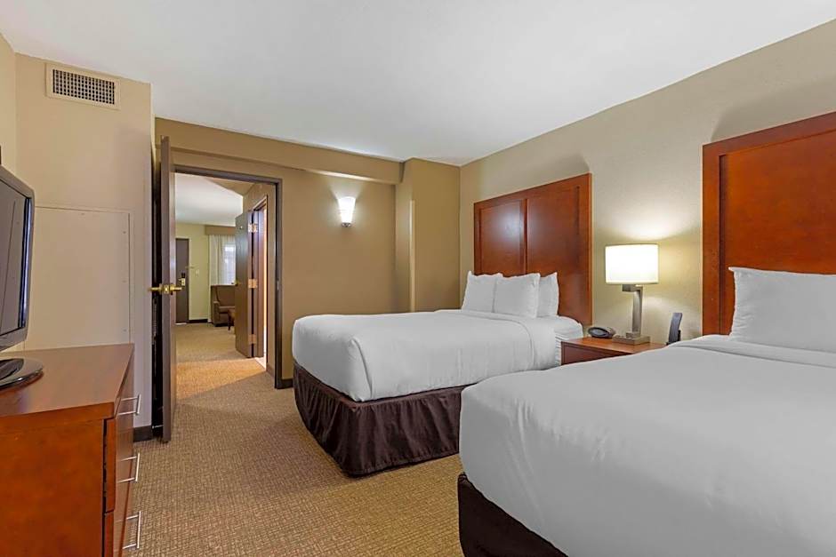 Comfort Suites Near Potomac Mills