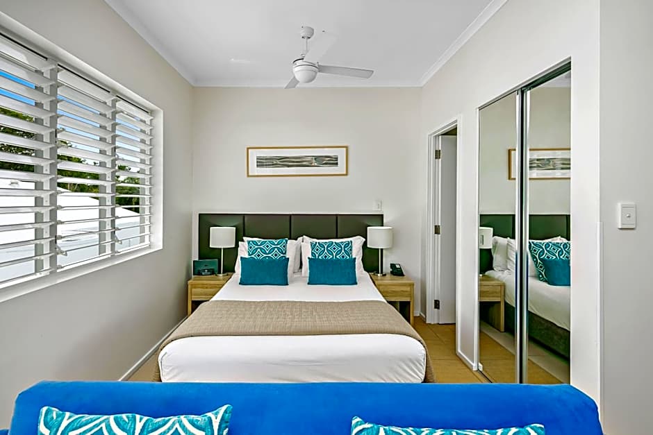 Mantra PortSea Port Douglas