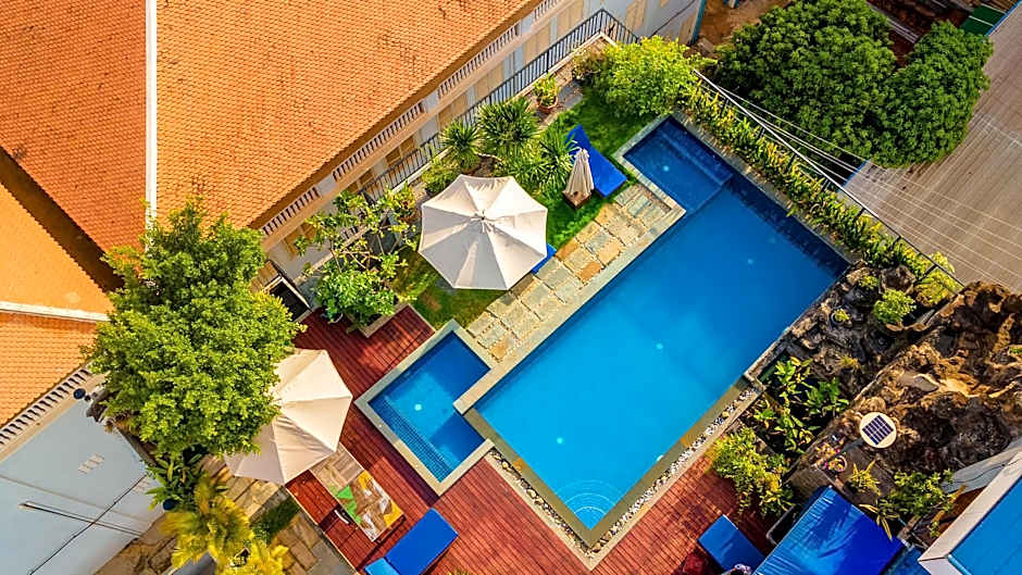 Siem Reap River View Residence