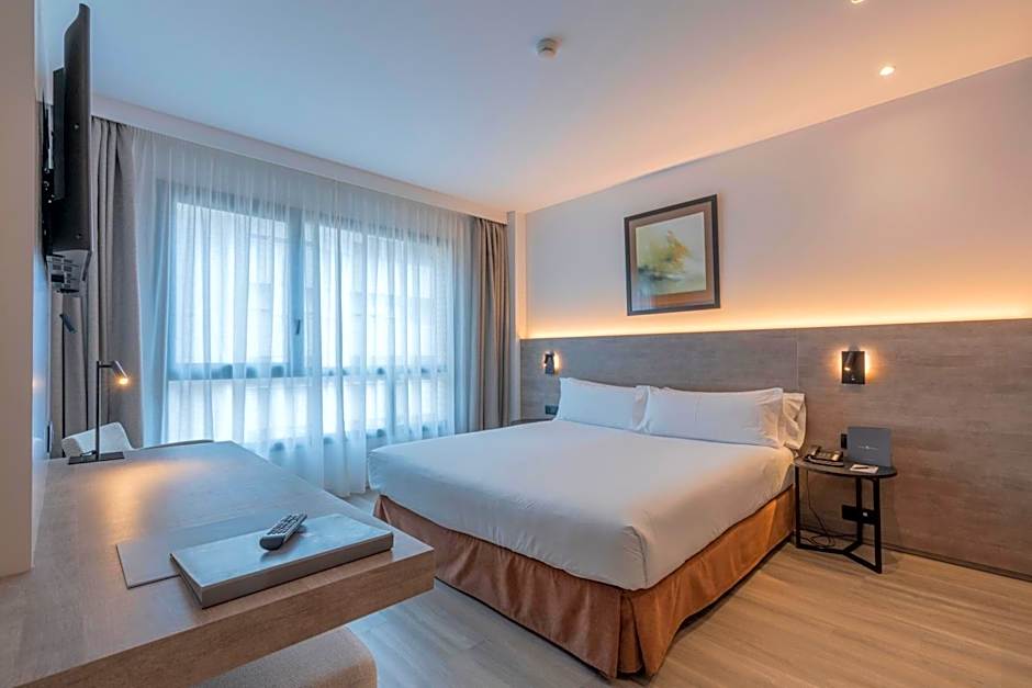 Attica 21 Barcelona Mar