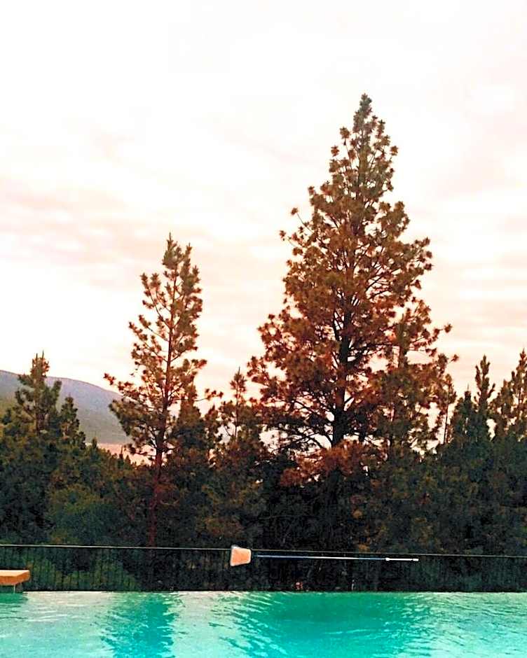 Mountain Lake Lodge