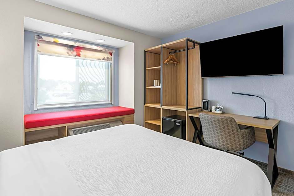 Best Western Buffalo Inn & Suites