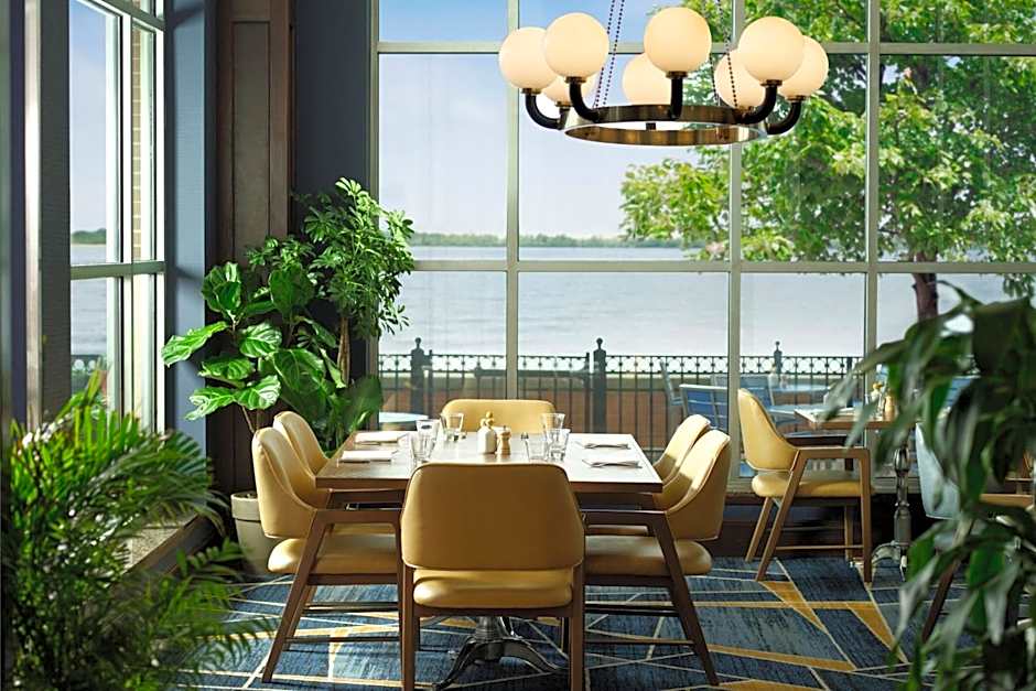 Sheraton Erie Bayfront Hotel