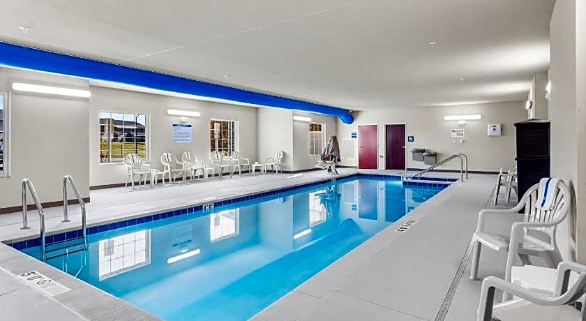 Cobblestone Hotel & Suites - Denmark