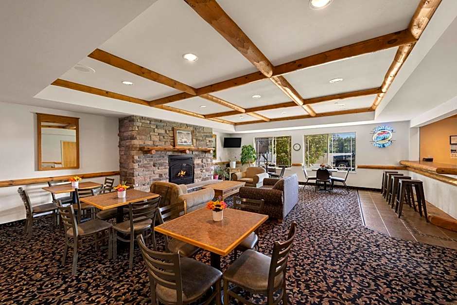 Rodeway Inn & Suites