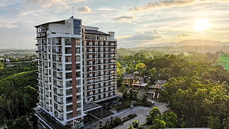 Cebu One Tectona Resort Hotel 