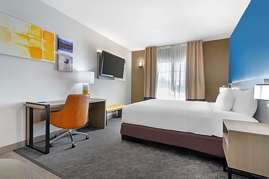 Comfort Inn & Suites Sacramento