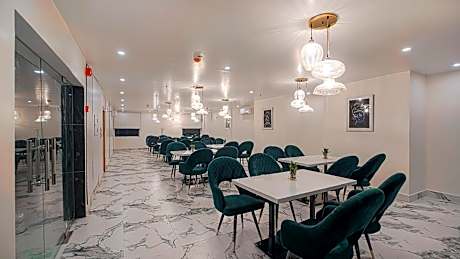 Perfectstayz premium Varanasi