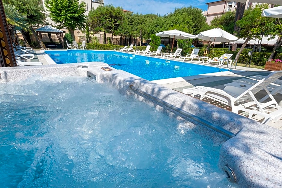 Hotel Apuana