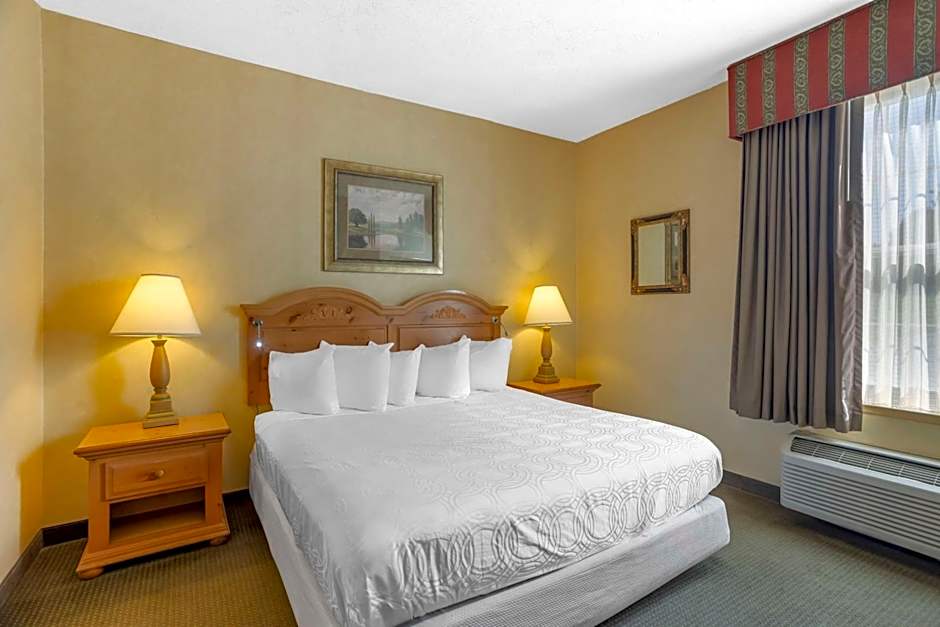 Best Western Plus Revere Inn And Suites